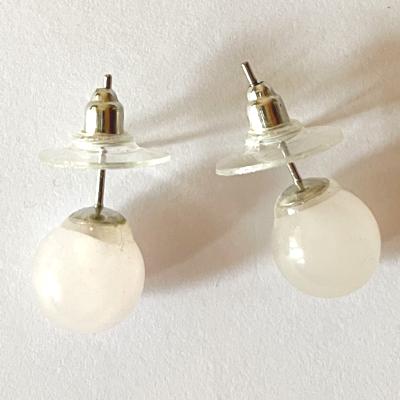Boucles d'oreilles perles blanches