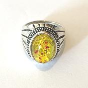 Bague en ambre