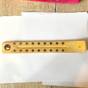 porte encen jaune