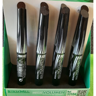 Mascara mega volume 