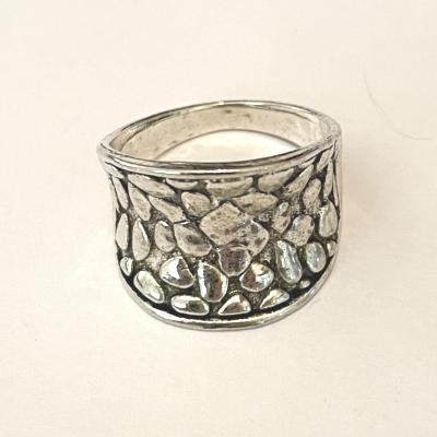 Bague pavé